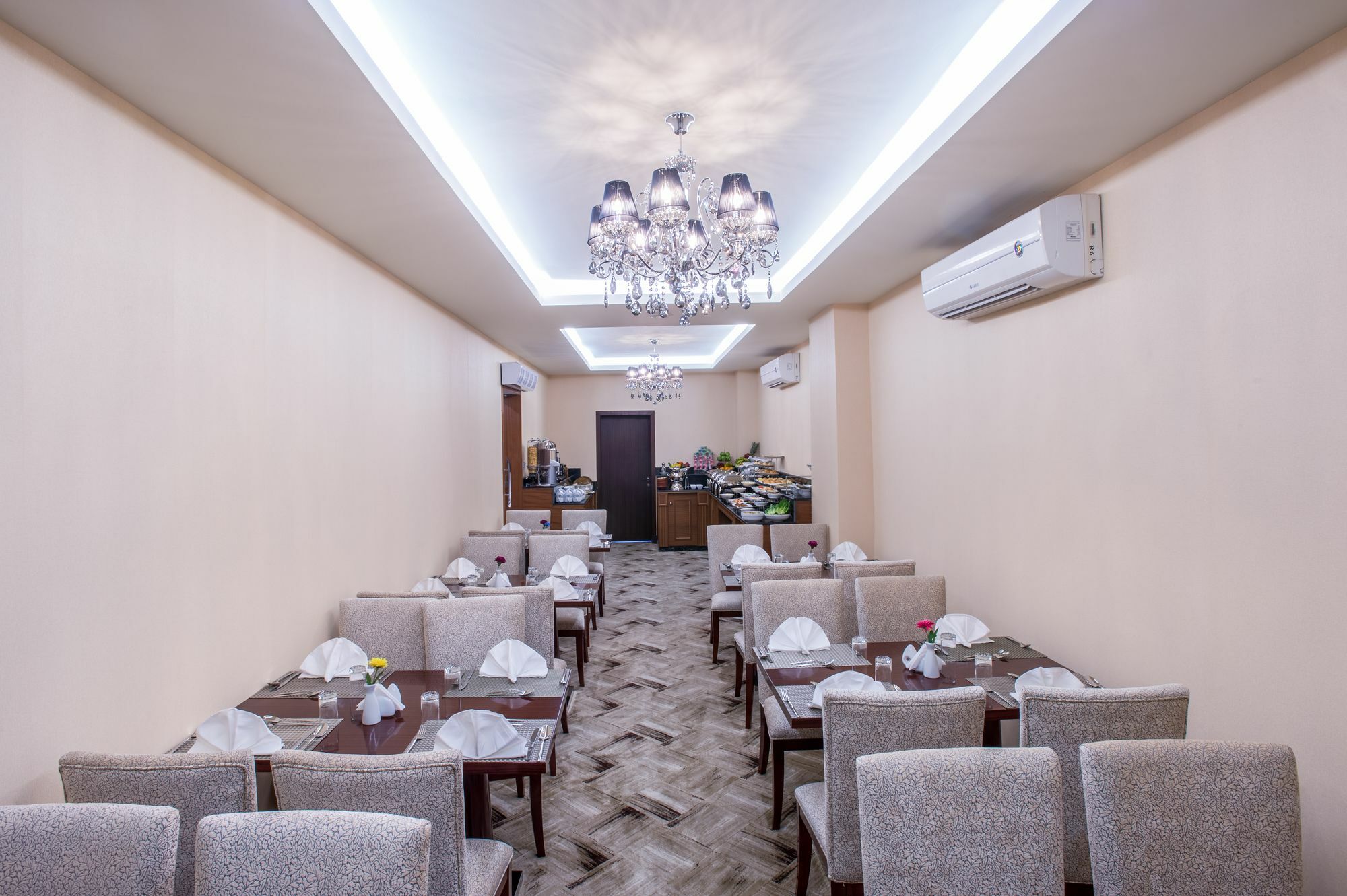 Lavona Hotel Νταμάμ Εξωτερικό φωτογραφία